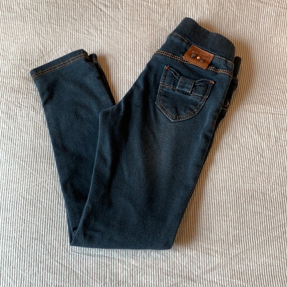 Catimini stretchy jeans 5T w/ bow tie pockets